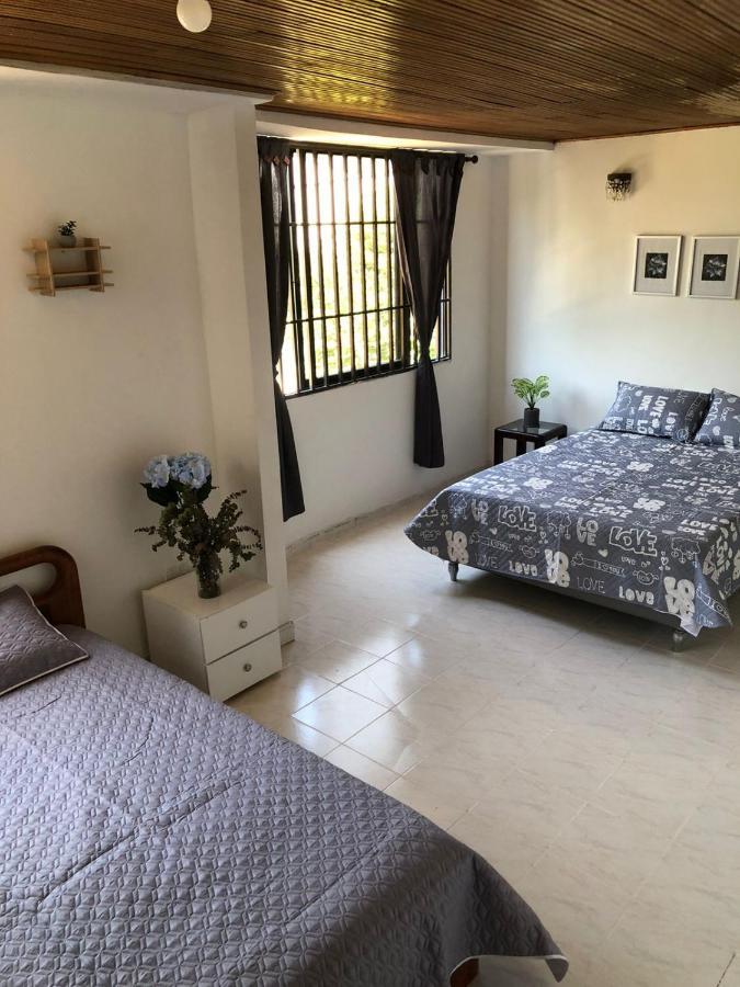 Habitaciones Independientes Cerca Al Aeropuerto 1 Cartagena Exterior photo